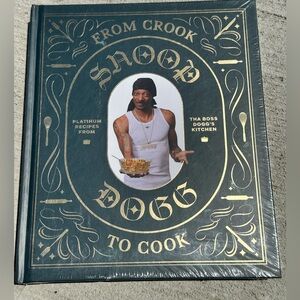 Snoop Dogg 'From Crook to Cook' Cookbook - Navy & Gold